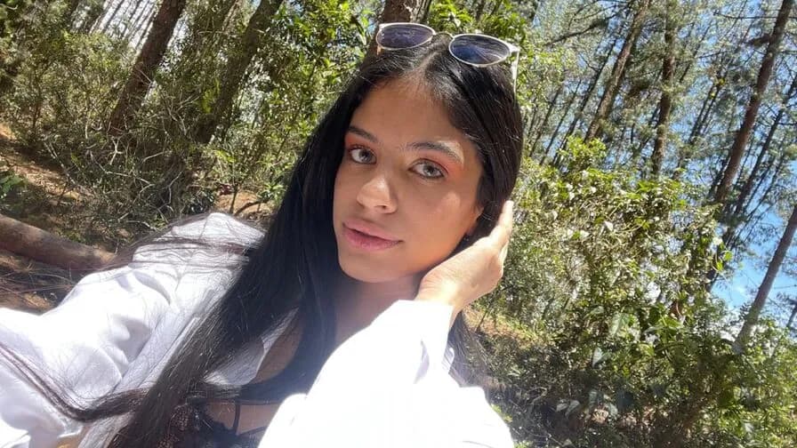 Watch AbbySmitth Live on CamsGate AbbySmitth - Beautiful Cam Model Live