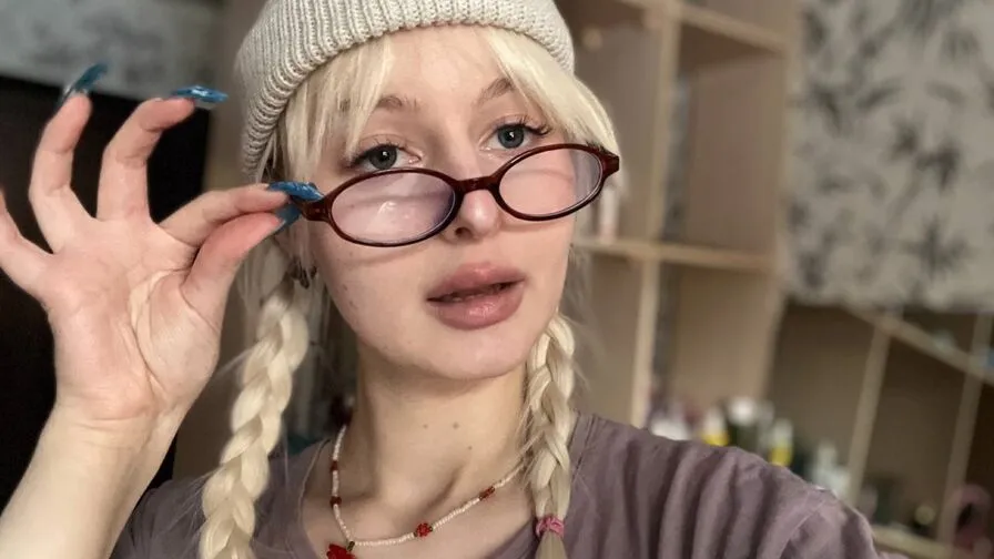 Watch AdeleeSilvee Live on CamsGate AdeleeSilvee - white Cam Model Live