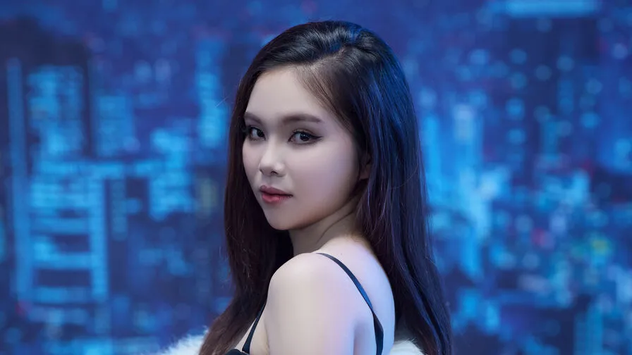 Watch AnnaErena Live on CamsGate AnnaErena - asian Cam Model Live