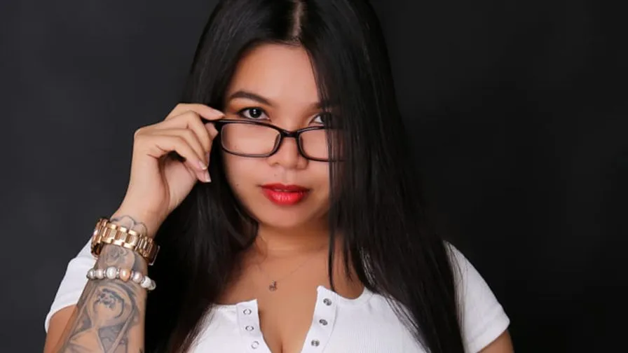 Watch AnnaReynolds Live on CamsGate AnnaReynolds - asian Cam Model Live