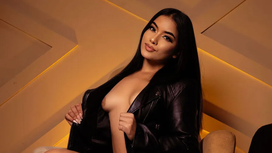 Watch AriaCortez Live on CamsGate AriaCortez - latin Cam Model Live