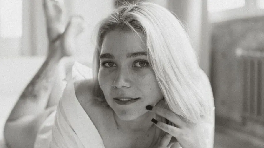 Watch BreanaAlosta Live on CamsGate BreanaAlosta - white Cam Model Live