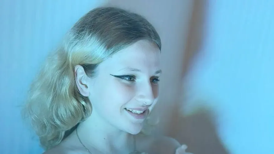 Watch CelesteForman Live on CamsGate CelesteForman - white Cam Model Live