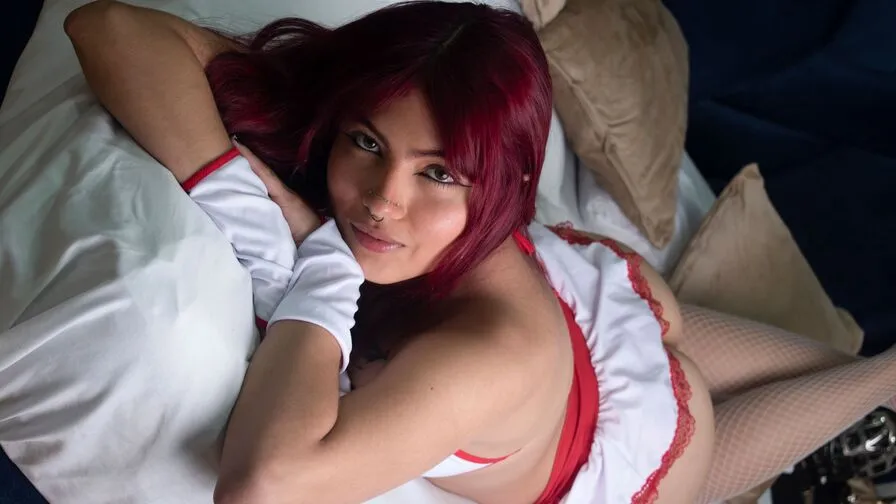 Watch CherriBlosom Live on CamsGate CherriBlosom - latin Cam Model Live