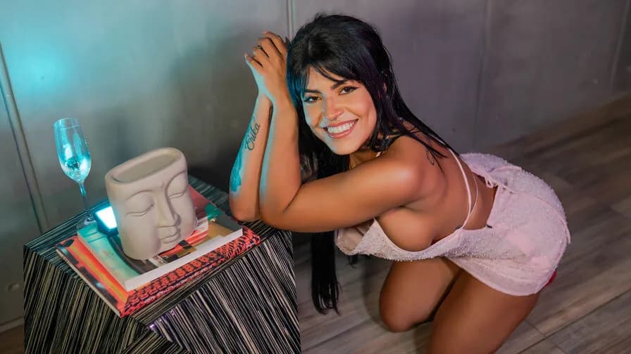 Watch ChloeVacci Live Stream ChloeVacci - Live latin Cam Show