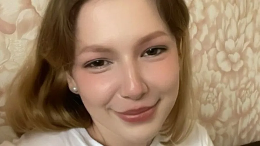 Watch ChunYundt Live on CamsGate ChunYundt - white Cam Model Live