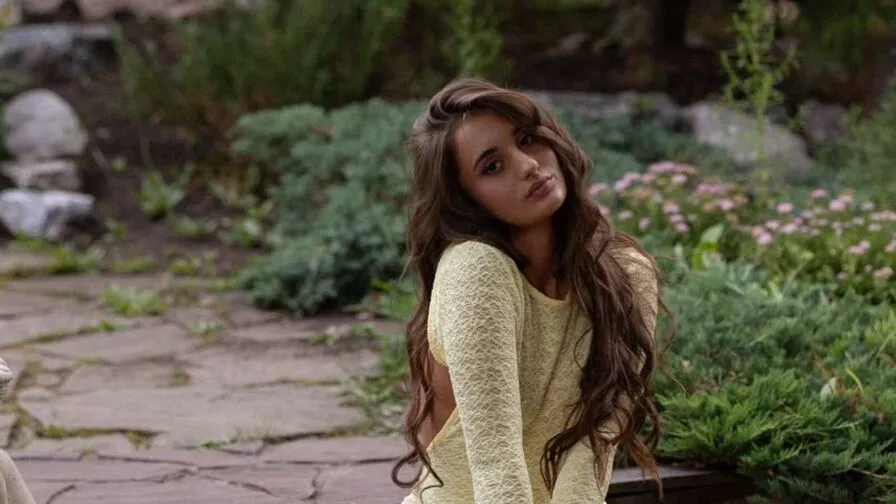 Watch ConstanceCraley Live on CamsGate ConstanceCraley - white Cam Model Live