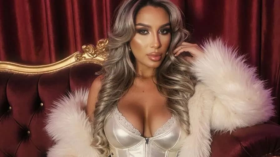 Watch DalidaSelena Live on CamsGate DalidaSelena - white Cam Model Live