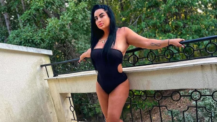 Watch DesyreeDawson Live on CamsGate DesyreeDawson - asian Cam Model Live