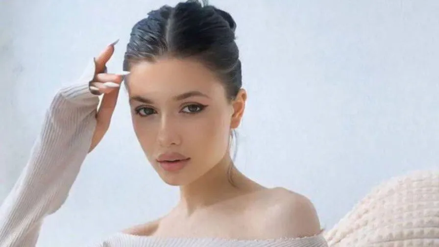 Watch EdytGoreham Live on CamsGate EdytGoreham - white Cam Model Live