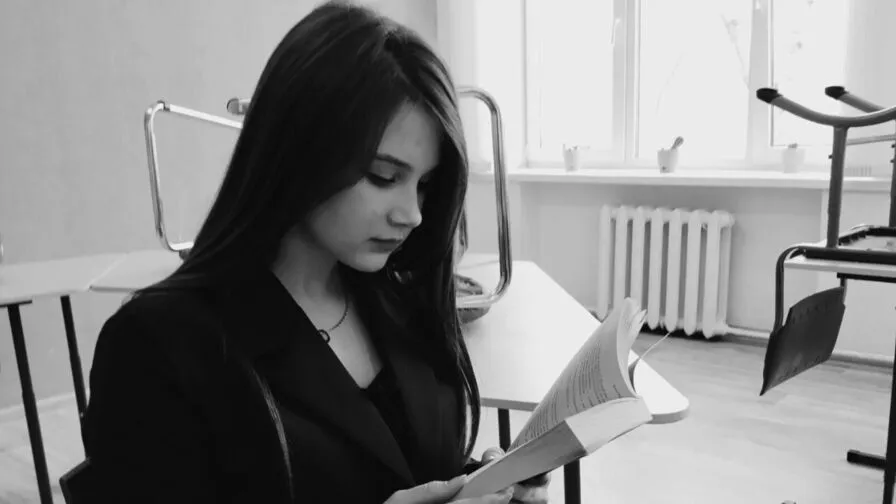 Watch EnricaElis Live on CamsGate EnricaElis - white Cam Model Live