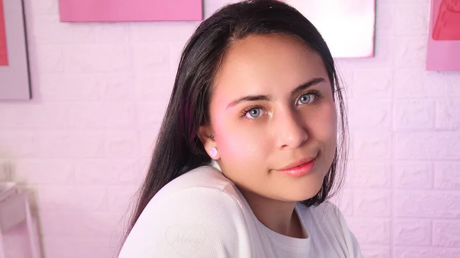 Watch GabyTorner Live Stream GabyTorner - Live latin Cam Show