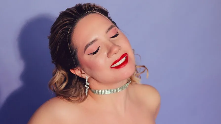 Watch LanaBowie Live on CamsGate LanaBowie - white Cam Model Live