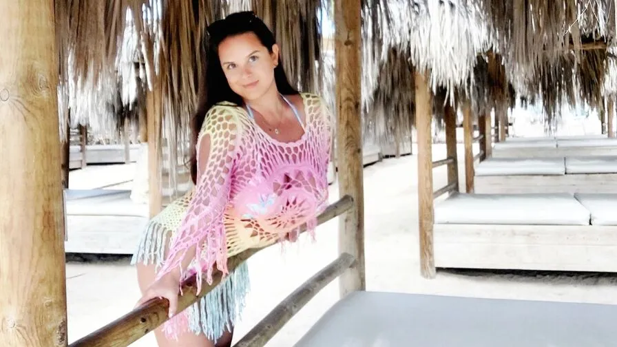 Watch LaraDevi Live Stream LaraDevi - Live white Cam Show