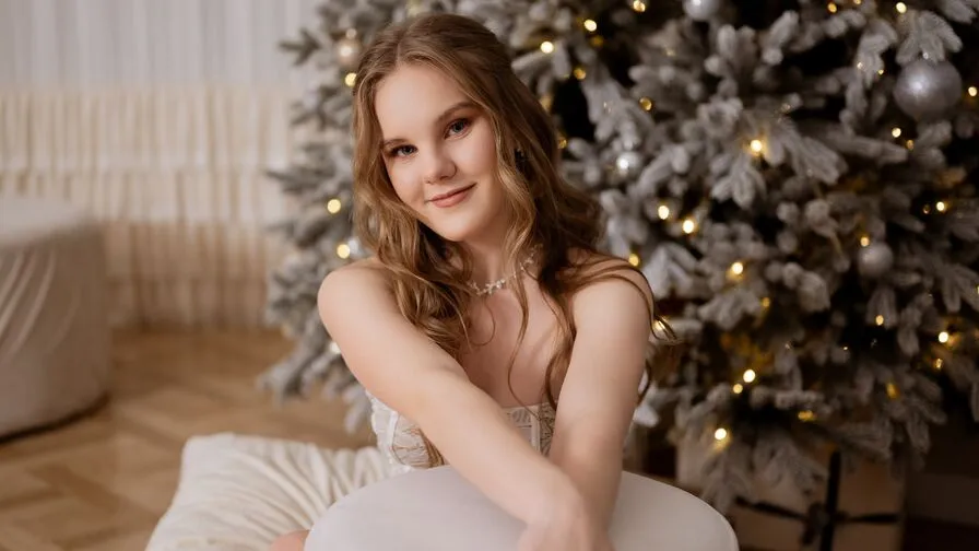 Watch LiliLohan Live on CamsGate LiliLohan - white Cam Model Live