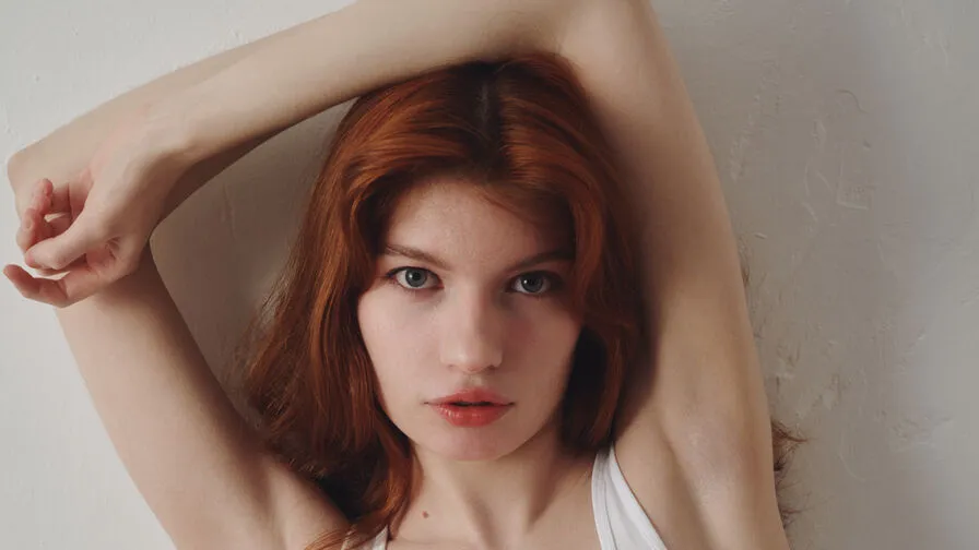 Watch LolyMenson Live on CamsGate LolyMenson - white Cam Model Live