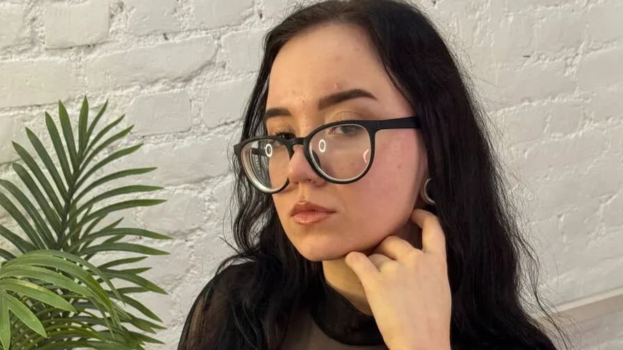 Watch MiaKawa Live on CamsGate MiaKawa - white Cam Model Live