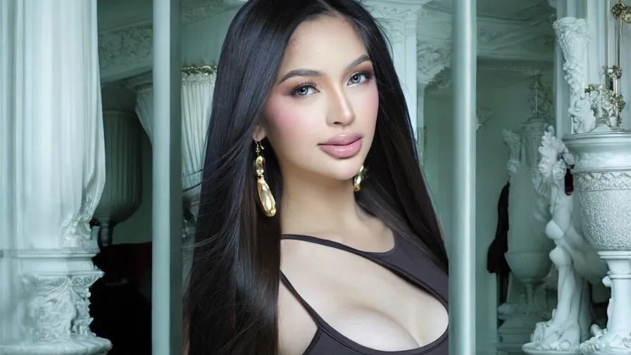 Watch RoxieRodriguez Live on CamsGate RoxieRodriguez - asian Cam Model Live