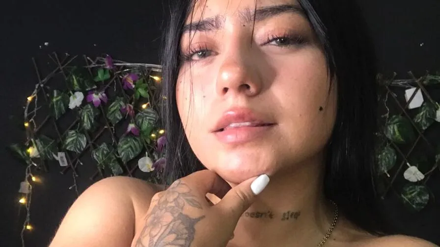 Watch ShashaValkova Live on CamsGate ShashaValkova - latin Cam Model Live