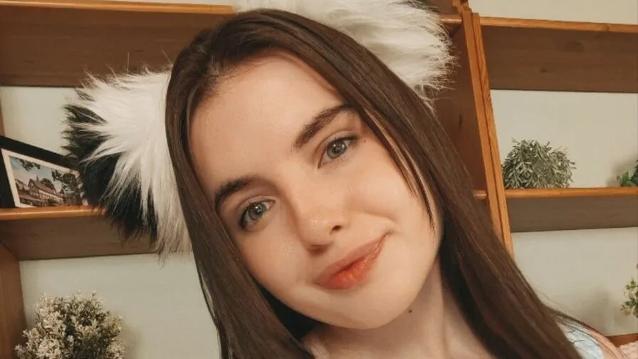 Watch StellaLapina Live on CamsGate StellaLapina - white Cam Model Live