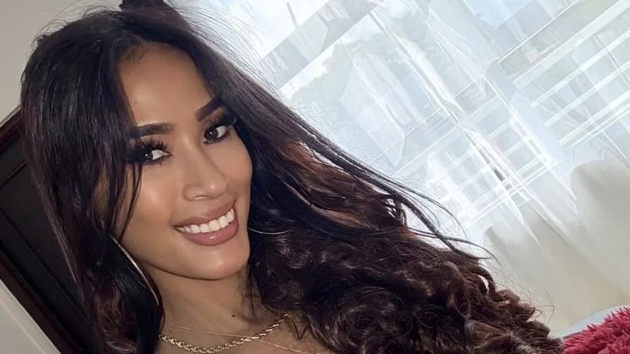 Watch VenerisHesperus Live on CamsGate VenerisHesperus - asian Cam Model Live