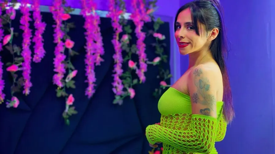 Watch VioletaPurle Live on CamsGate VioletaPurle - latin Cam Model Live