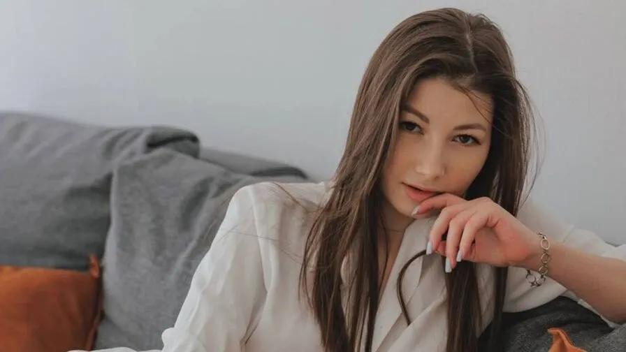 Watch WillettaZaman Live on CamsGate WillettaZaman - white Cam Model Live